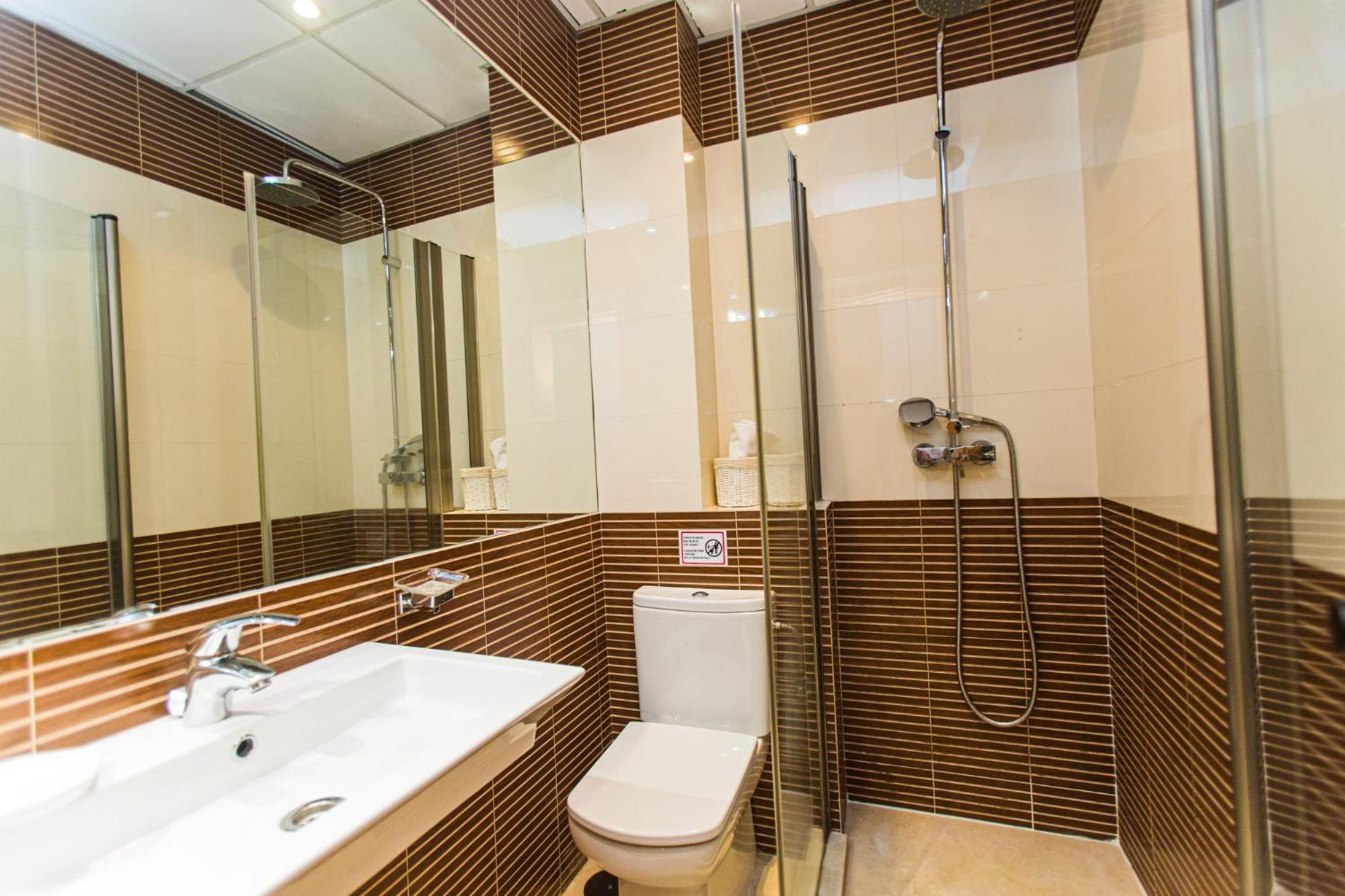 Apartment Hernando Colon 12 *